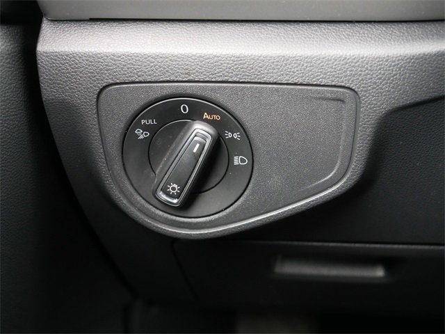 Certified 2023 Volkswagen Atlas Cross Sport SE image 24