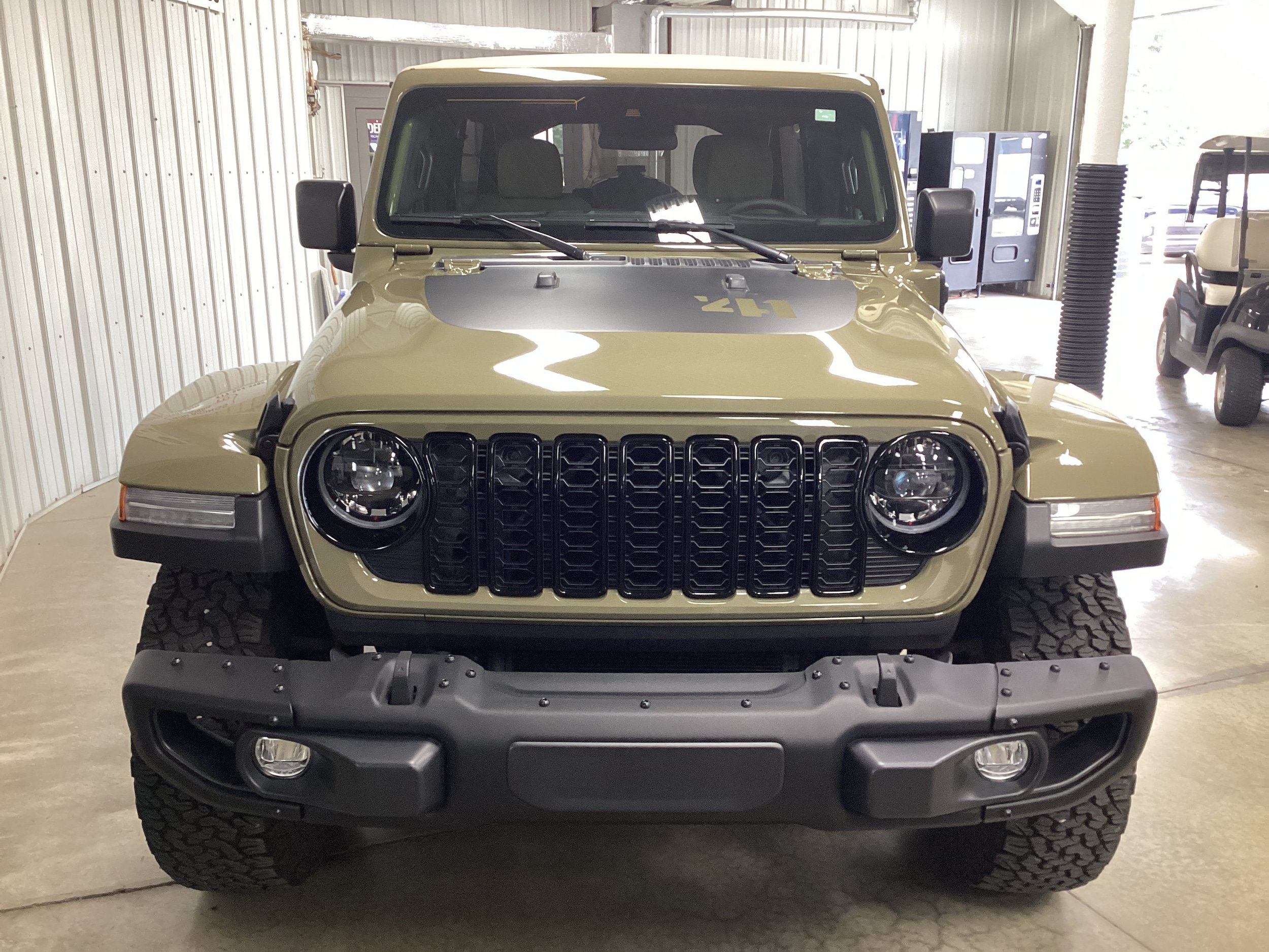 Used 2025 Jeep Wrangler Unlimited Sport S 4xe AWD/4WD image 9