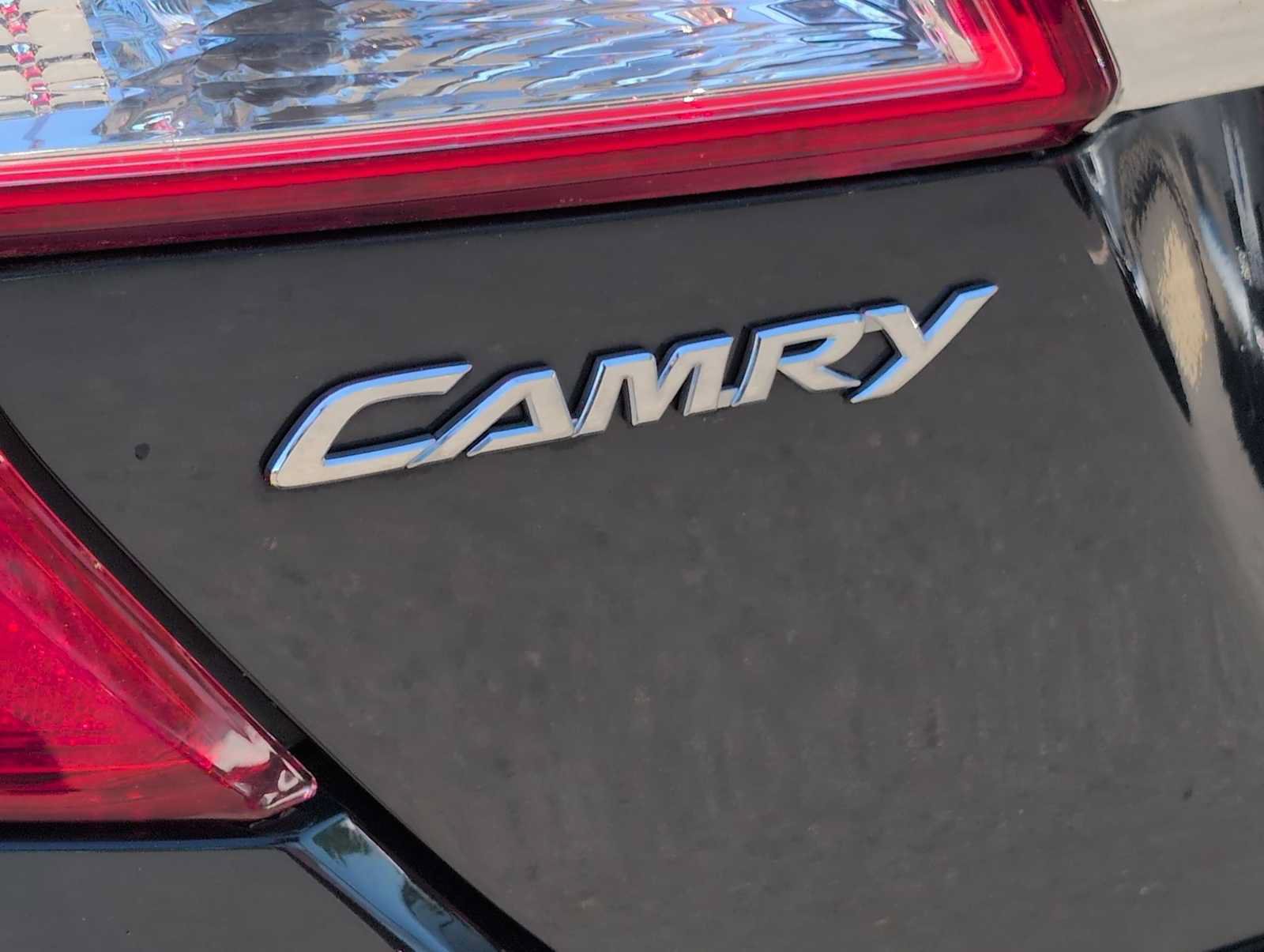 Used 2012 Toyota Camry XLE w/ Convenience Pkg FWD image 13