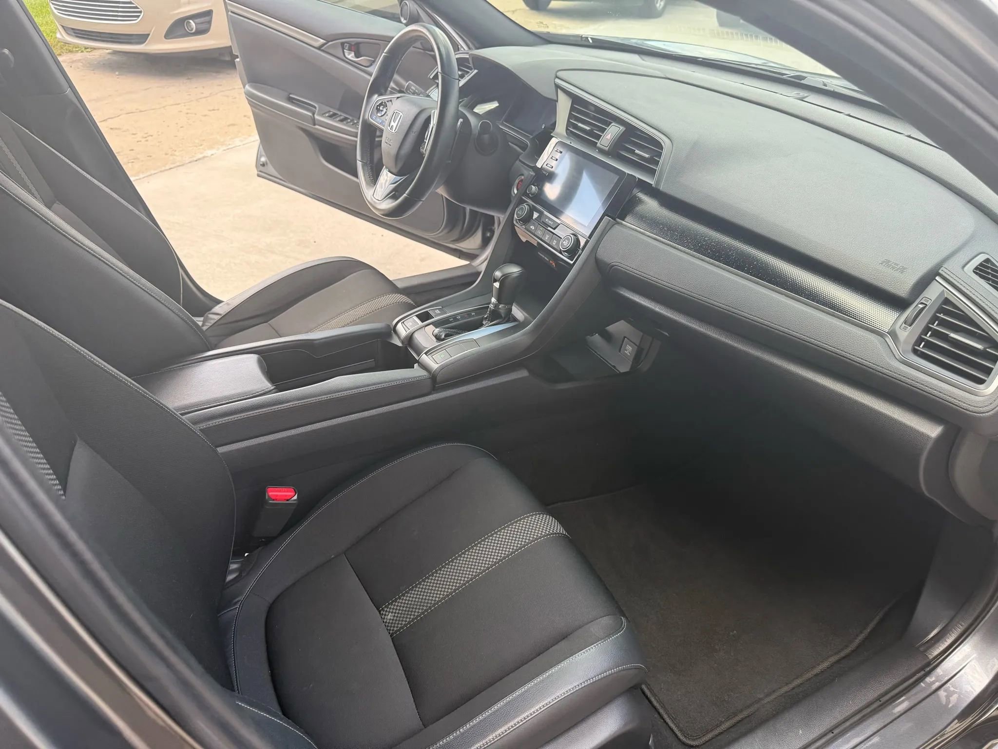 Used 2021 Honda Civic Sport image 76