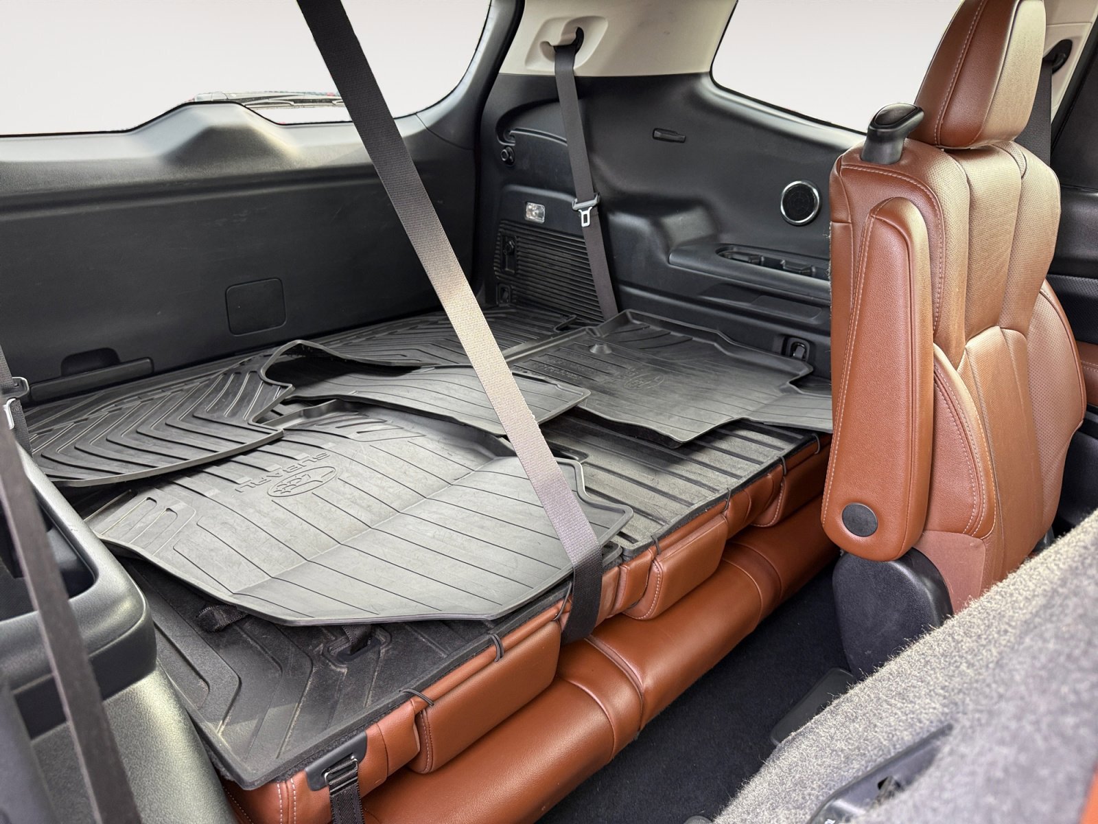 Used 2019 Subaru Ascent Touring w/ Popular Package #3 image 19