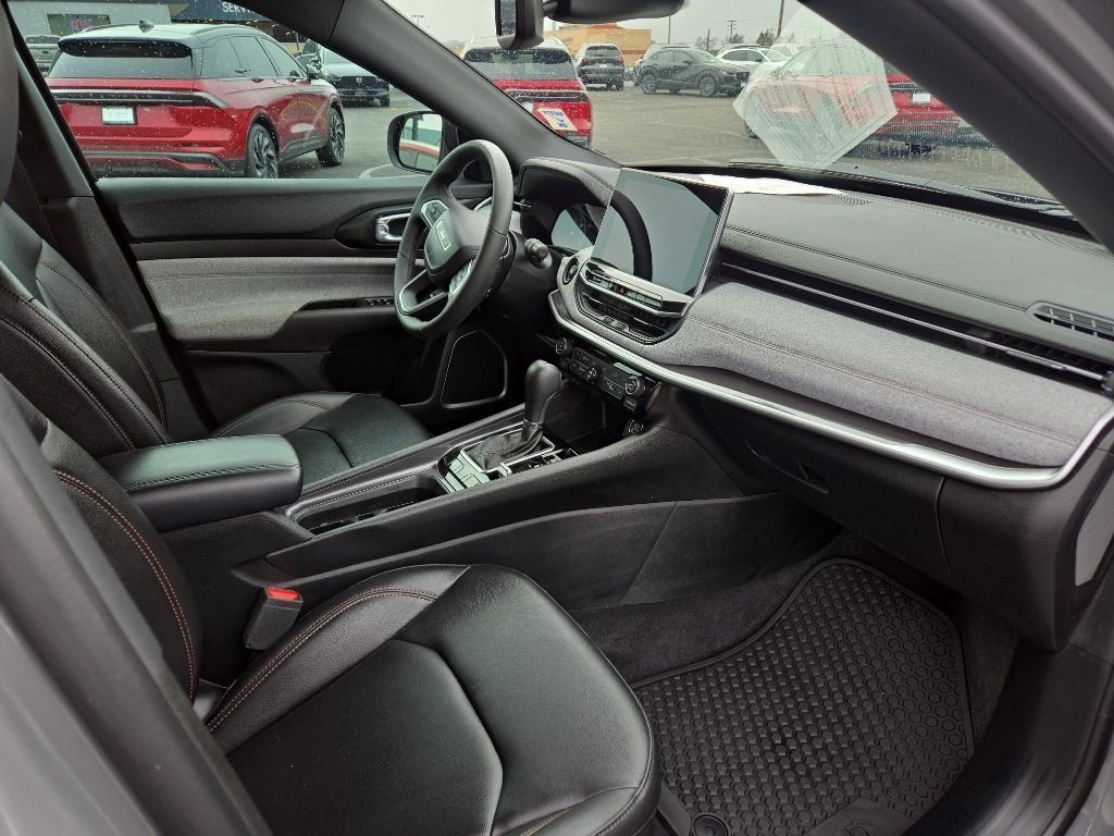 Used 2023 Jeep Compass Latitude image 19