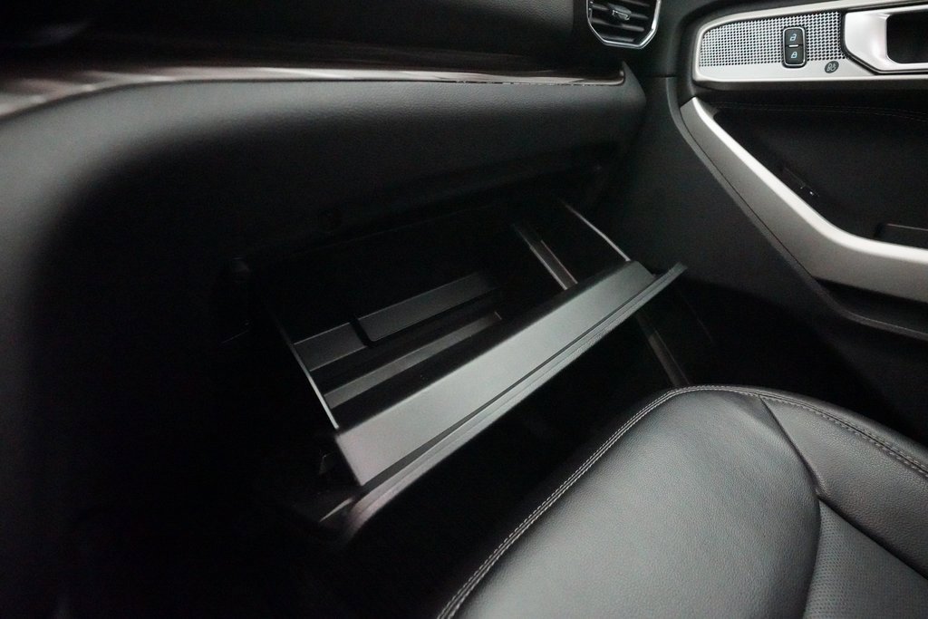 Used 2023 Ford Explorer Limited w/ Equipment Group 301A image 30