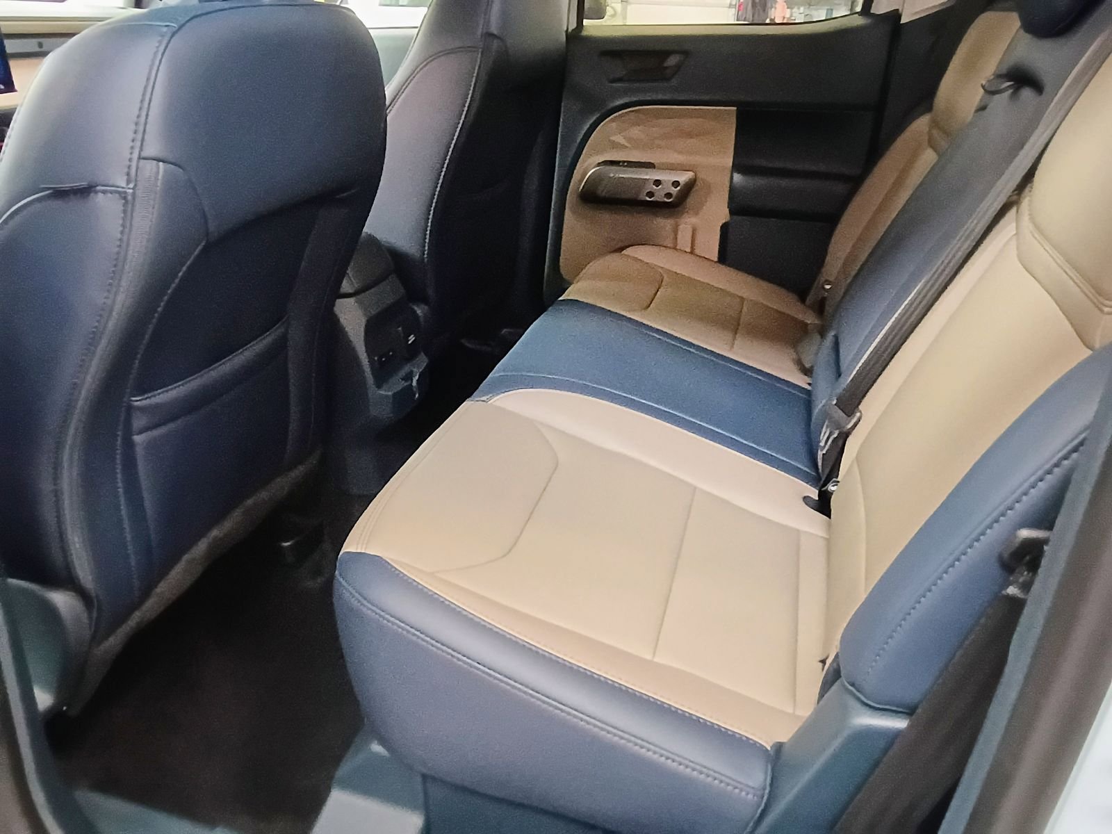 New 2026 Ford Maverick Lariat w/ 4K Tow Package image 18