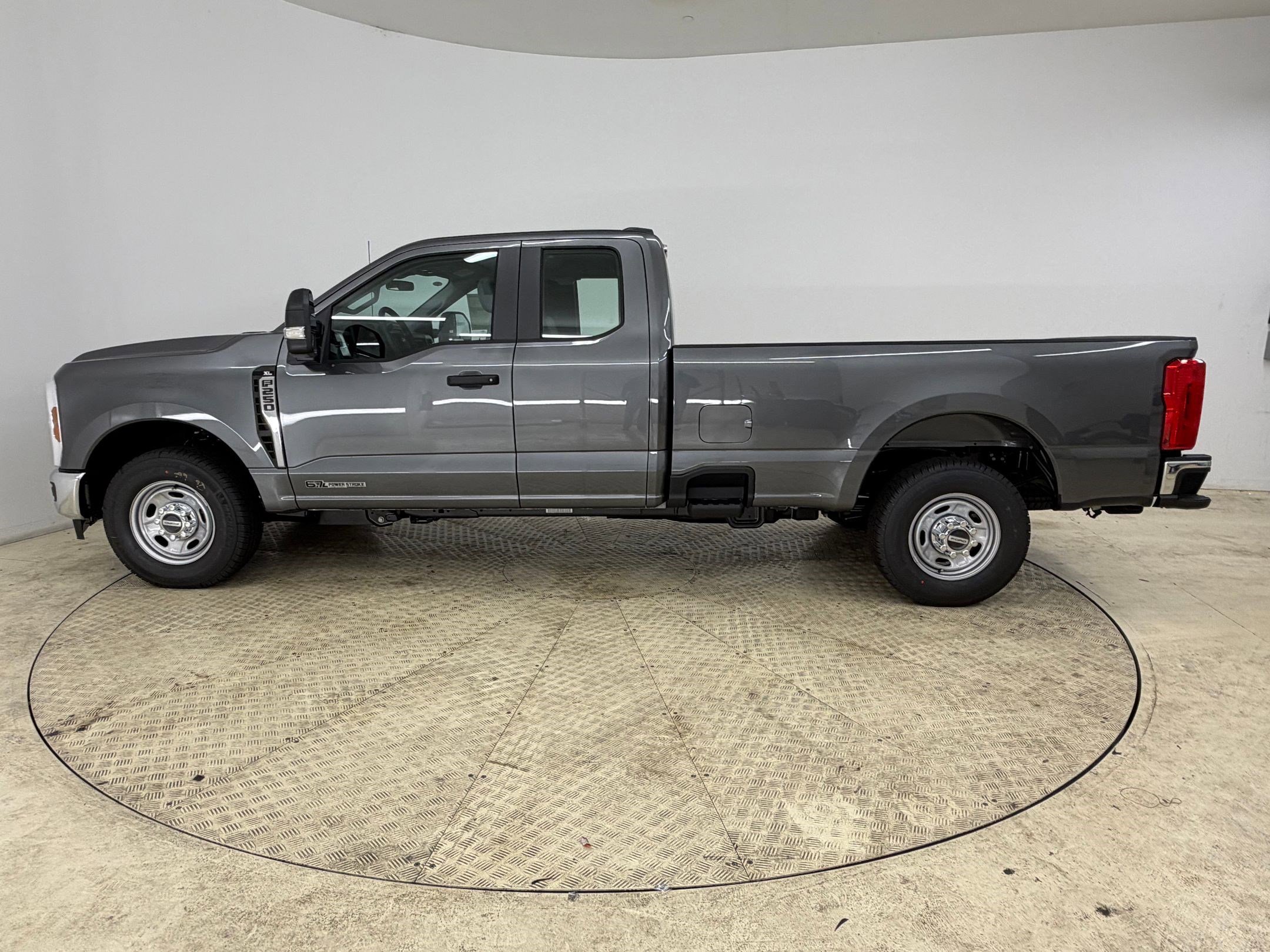 New 2026 Ford F250 XL image 2
