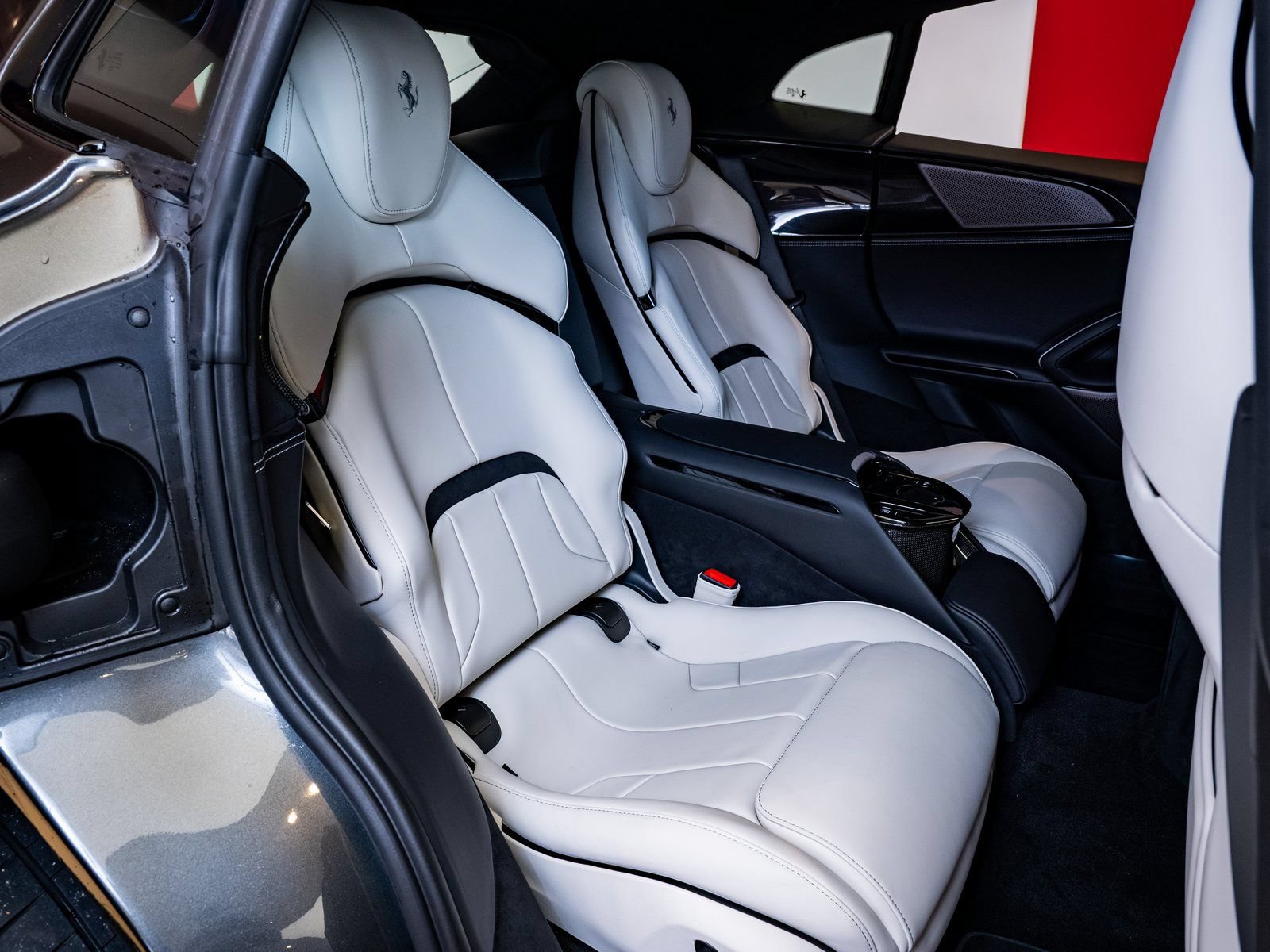 Certified 2024 Ferrari Purosangue AWD/4WD image 29