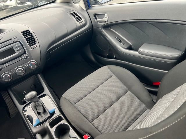 Used 2017 Kia Forte LX FWD image 15