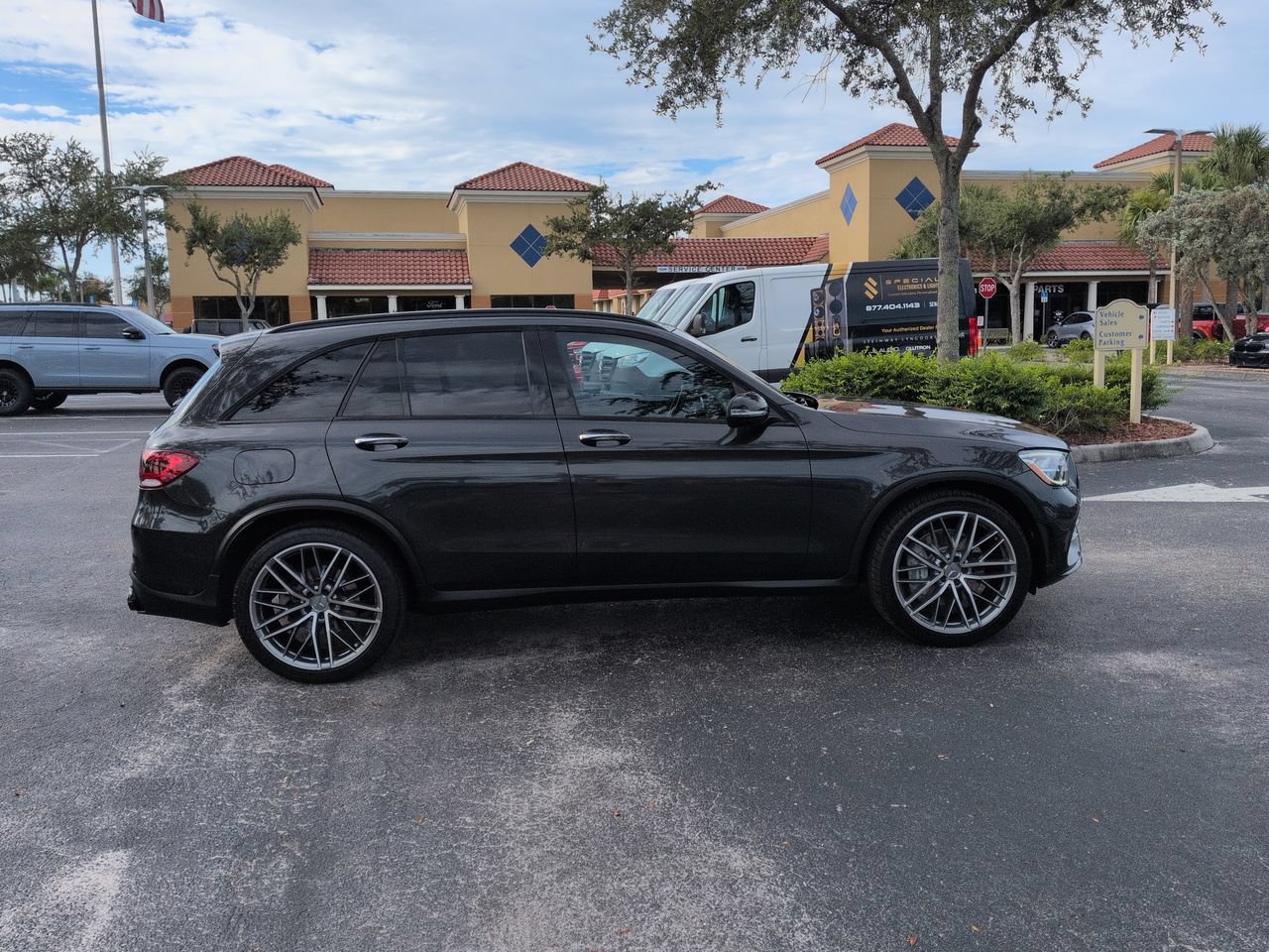 Used 2021 Mercedes-Benz GLC 43 AMG 4MATIC w/ Multimedia Package image 3