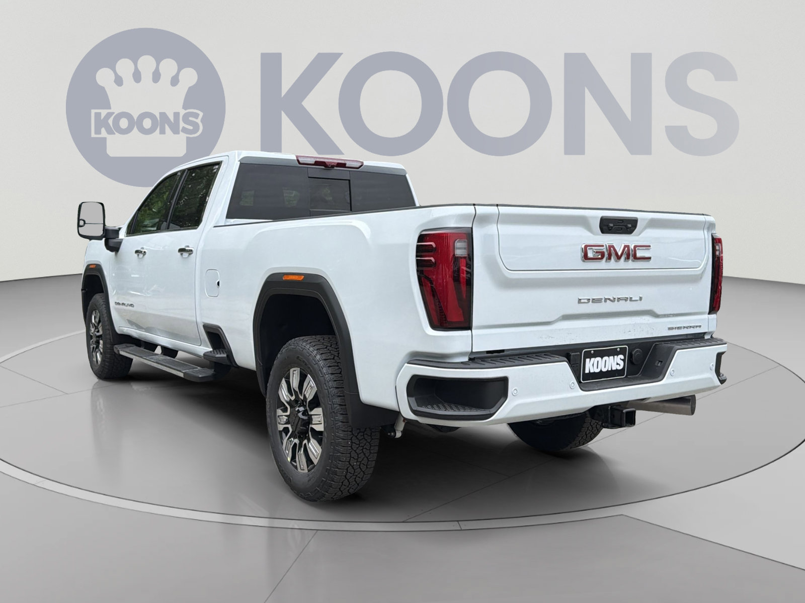 New 2026 GMC Sierra 3500 Denali w/ Denali Reserve Package AWD/4WD image 4