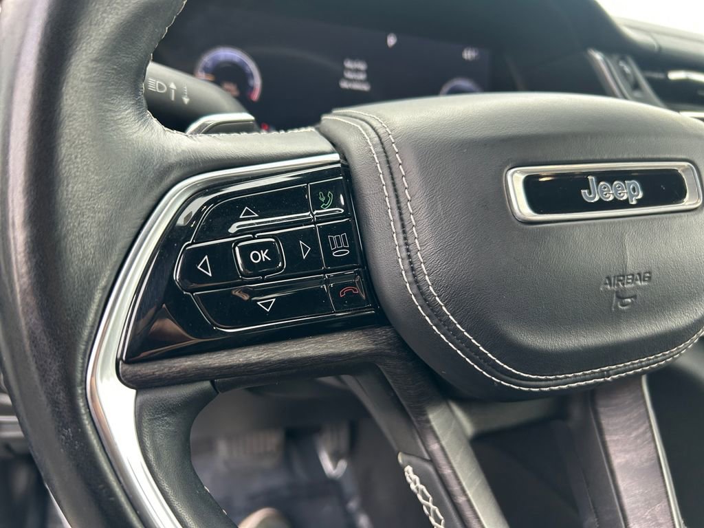 Used 2021 Jeep Grand Cherokee L Overland w/ Luxury Tech Group IV image 17