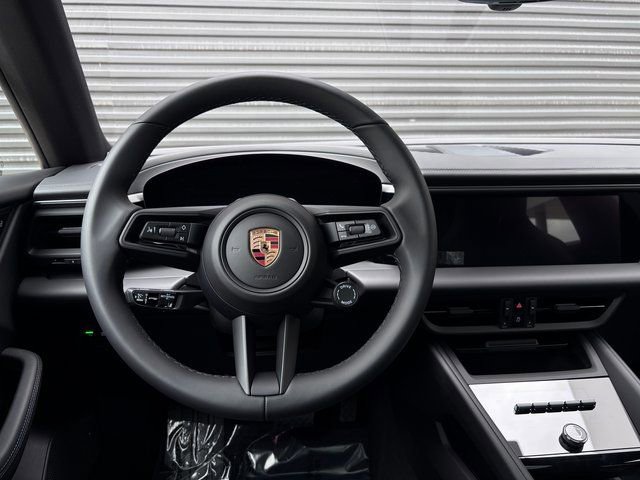 New 2026 Porsche Macan 4 Electric image 14