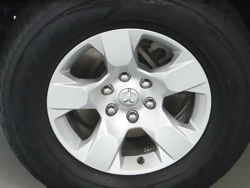 Used 2020 RAM 1500 Big Horn AWD/4WD image 39
