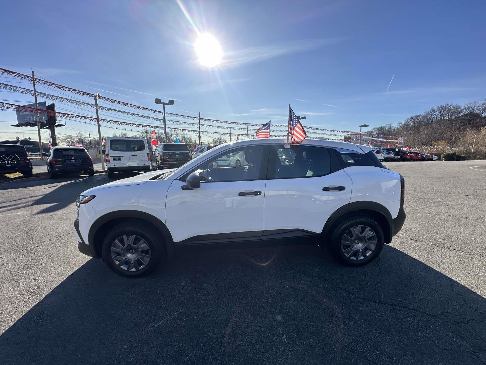 Used 2025 Nissan Kicks S image 6