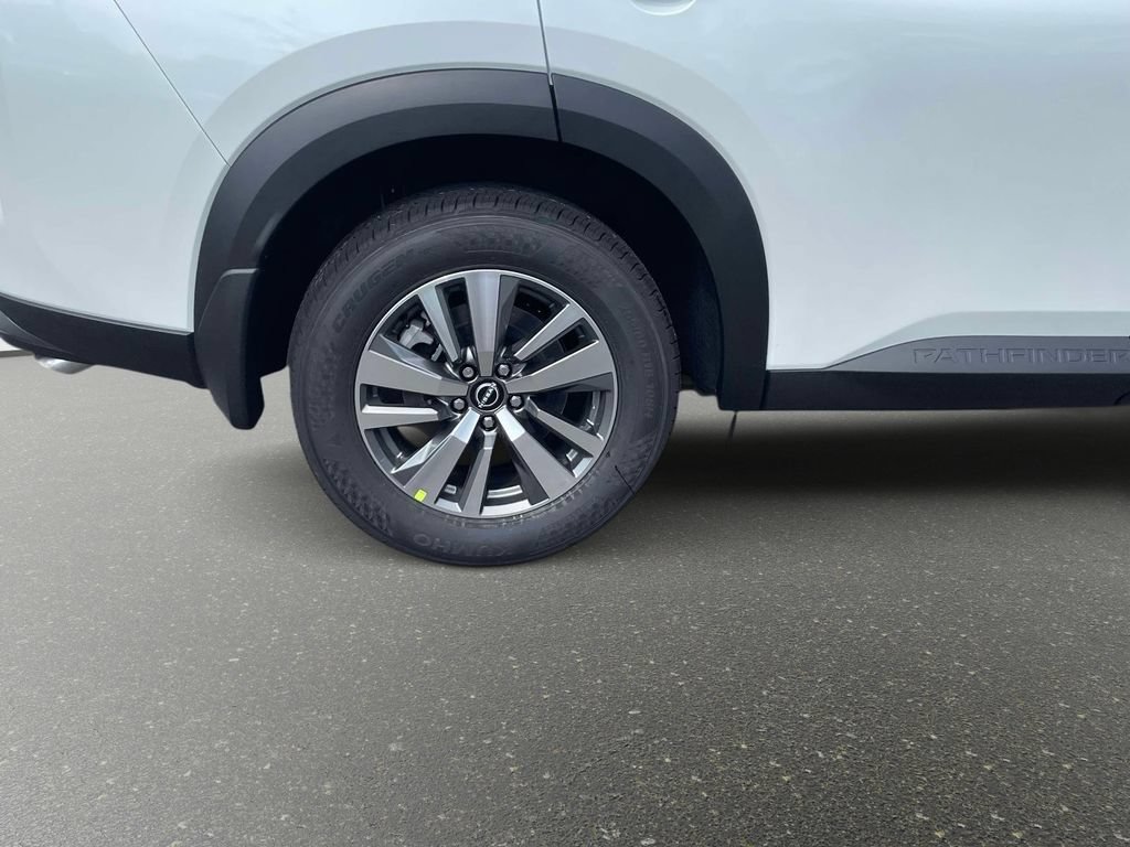 New 2026 Nissan Pathfinder SL FWD image 7