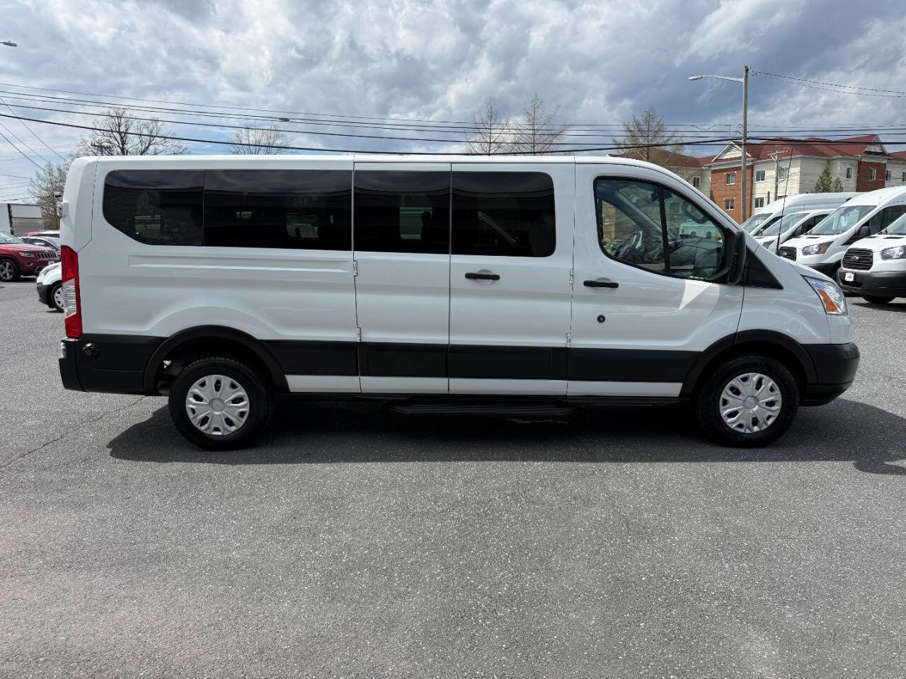 Used 2019 Ford Transit 350 XLT RWD image 37