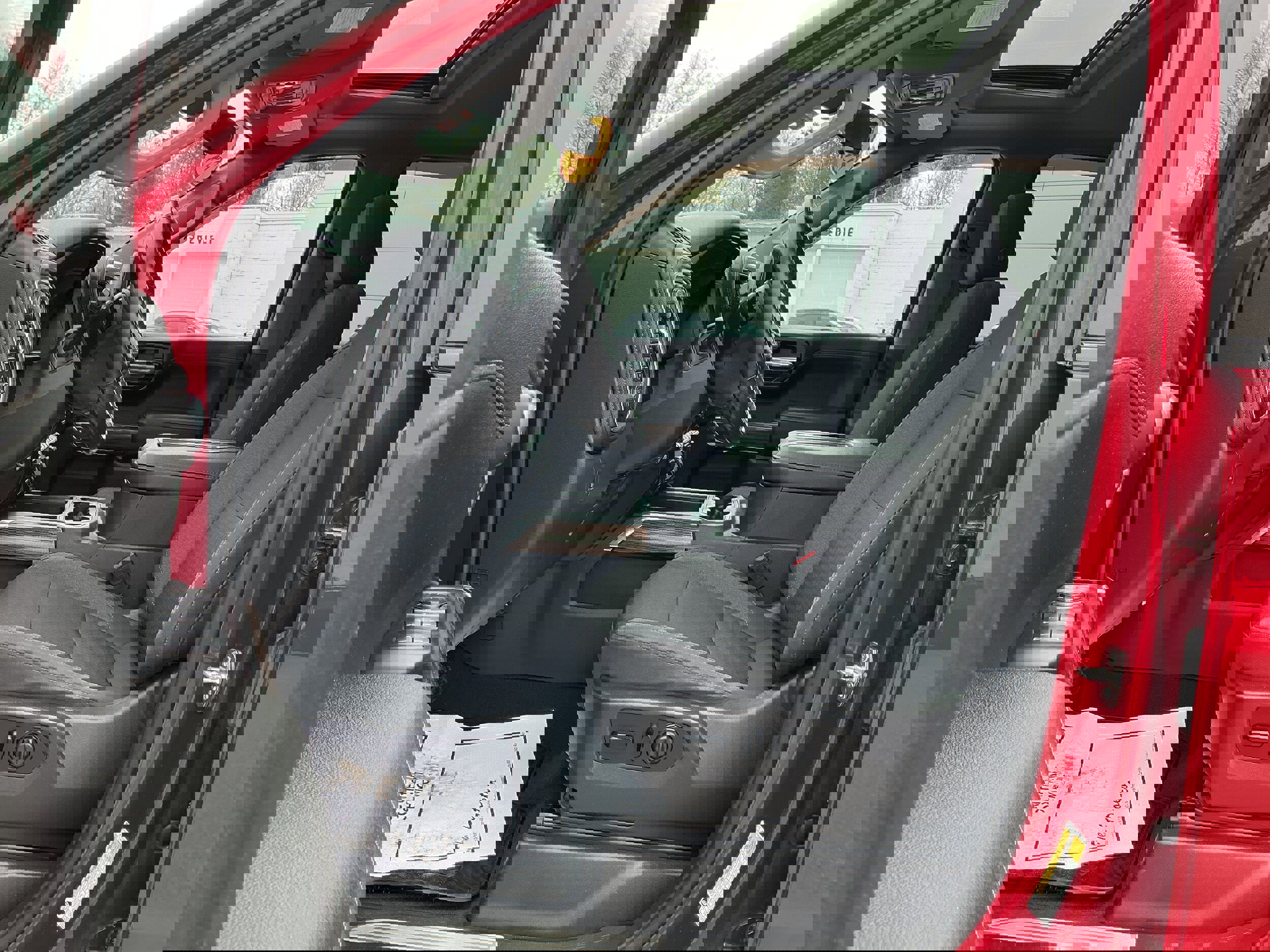 Certified 2021 Chevrolet Silverado 1500 RST w/ Convenience Package II AWD/4WD image 8