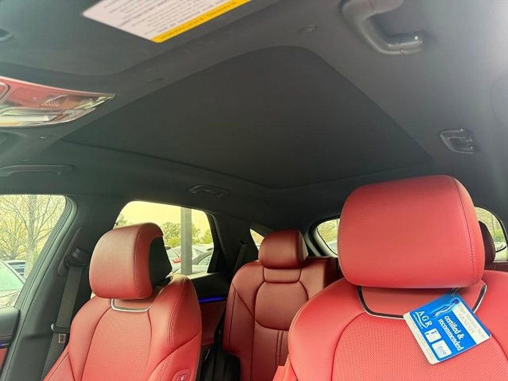 Used 2026 Genesis GV70 2.5T Sport Prestige image 9