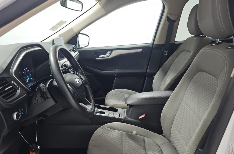Used 2020 Ford Escape SE AWD/4WD image 5