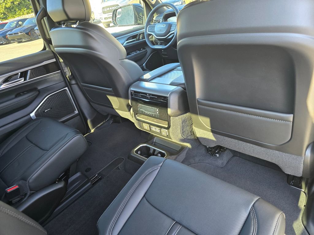 New 2026 Jeep Grand Wagoneer 4WD w/ Premium Group I image 29