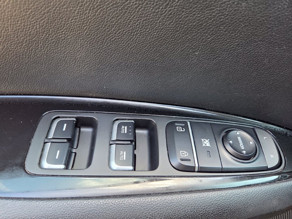 Used 2019 Kia Optima SX FWD image 21