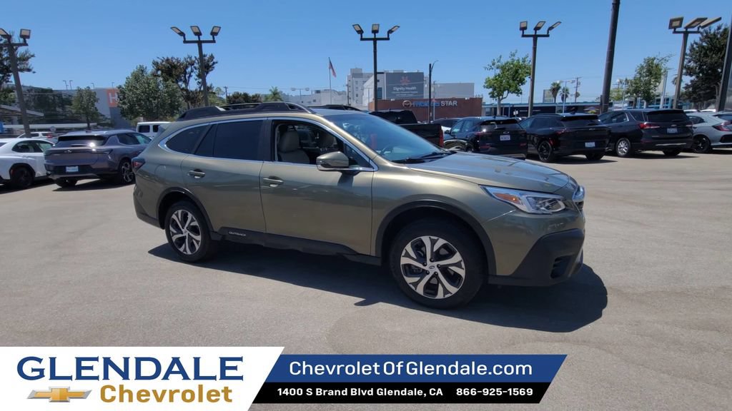 Used 2022 Subaru Outback Limited AWD/4WD image 2