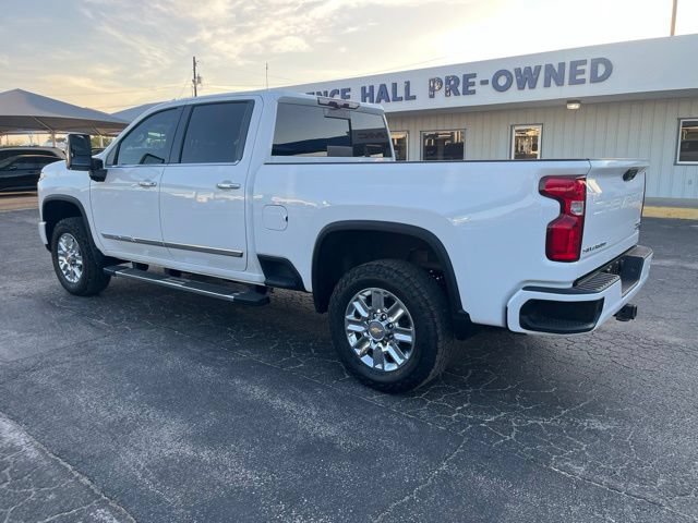 Used 2024 Chevrolet Silverado 2500 High Country w/ Technology Package AWD/4WD image 7