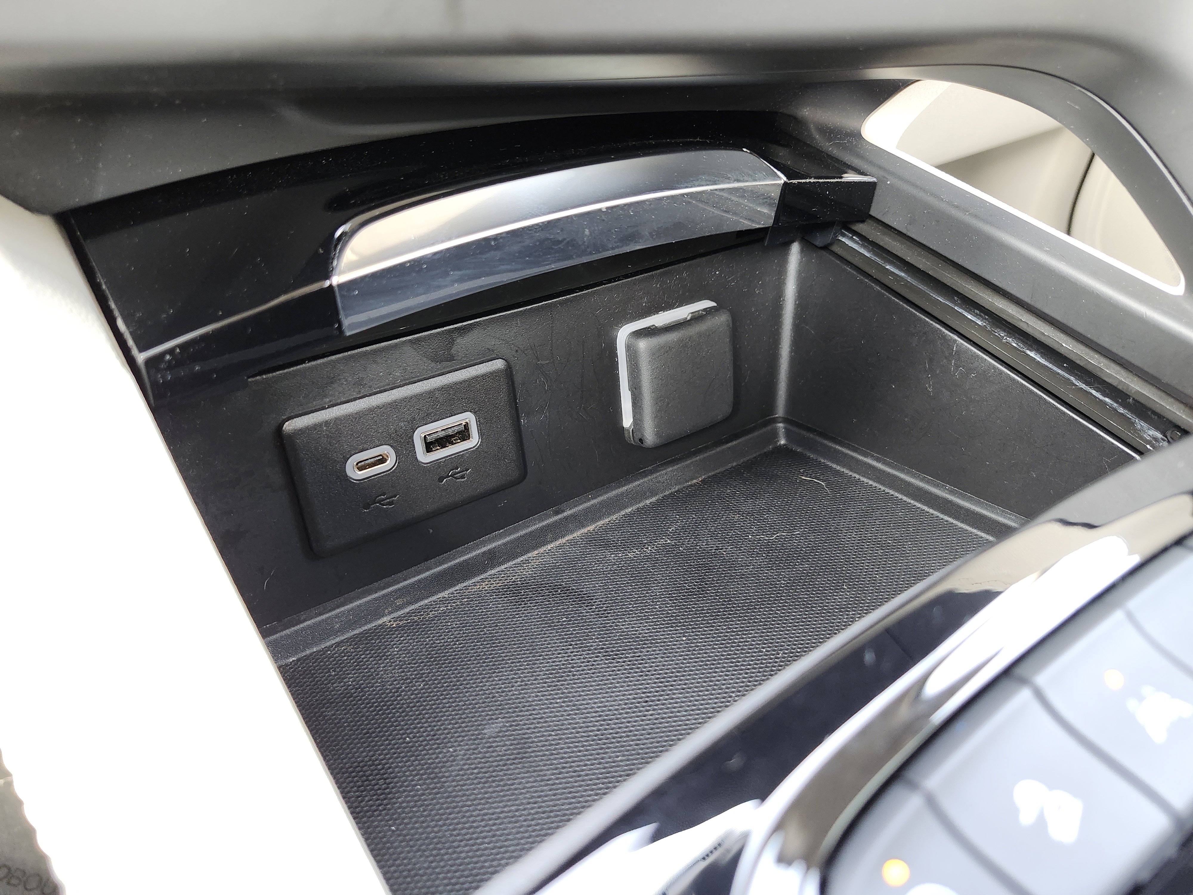 Used 2023 Buick Envision Preferred image 9