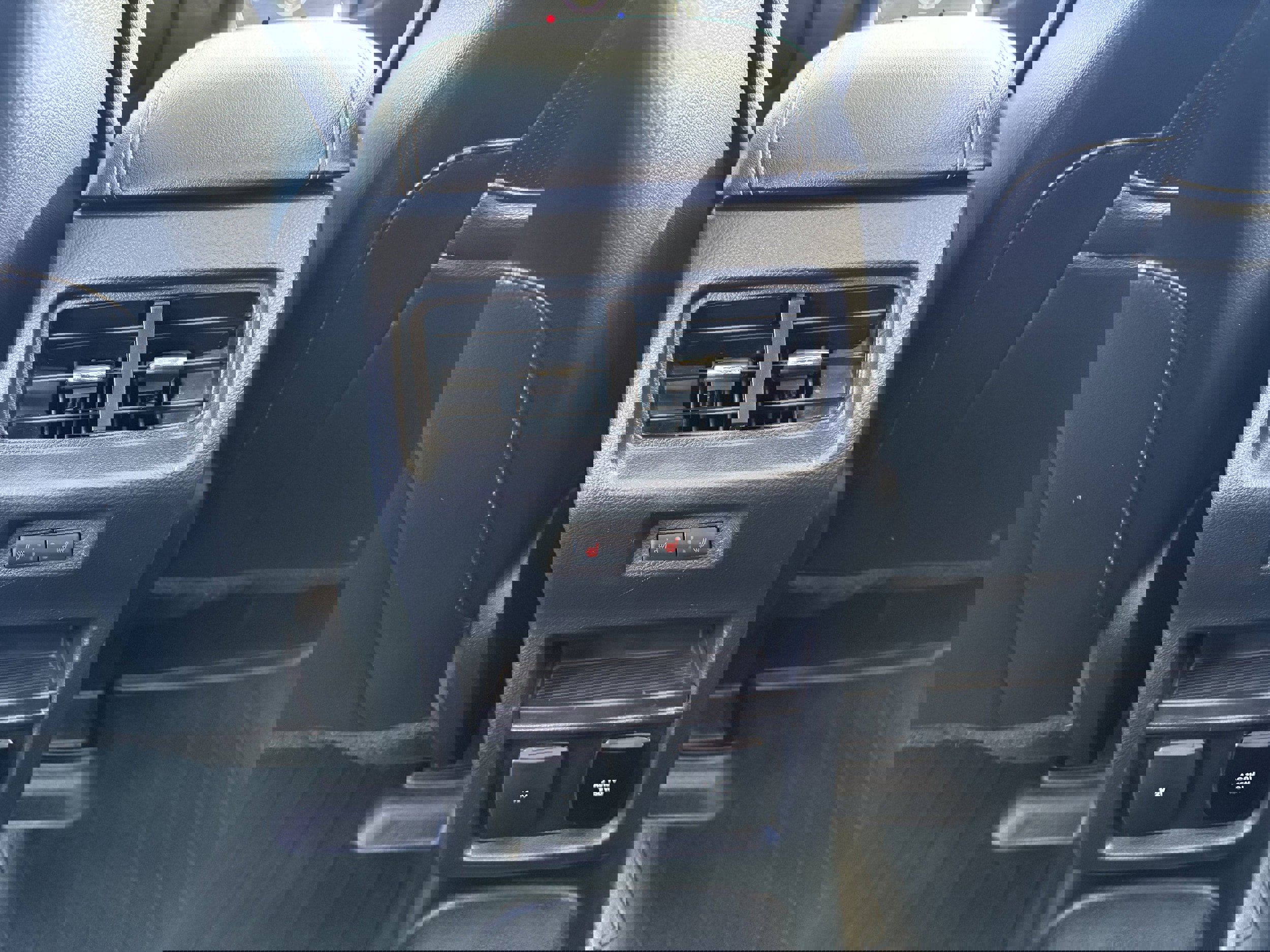 Used 2019 Ford Edge Titanium w/ Equipment Group 301A image 22