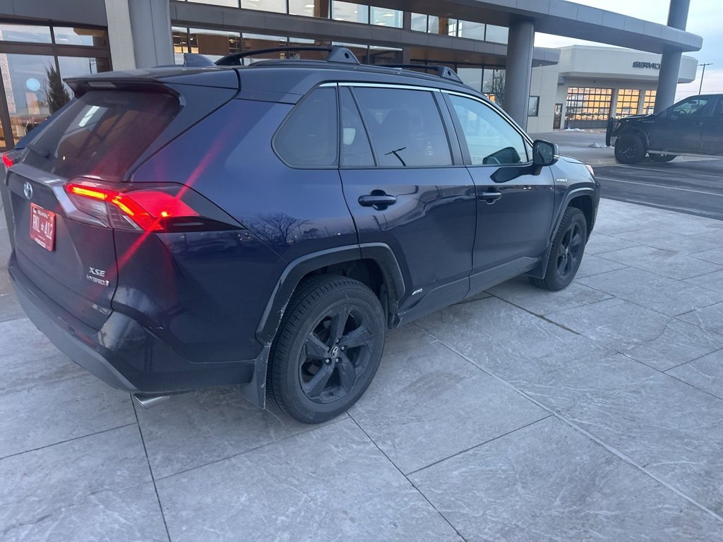 Used 2021 Toyota RAV4 XSE image 3