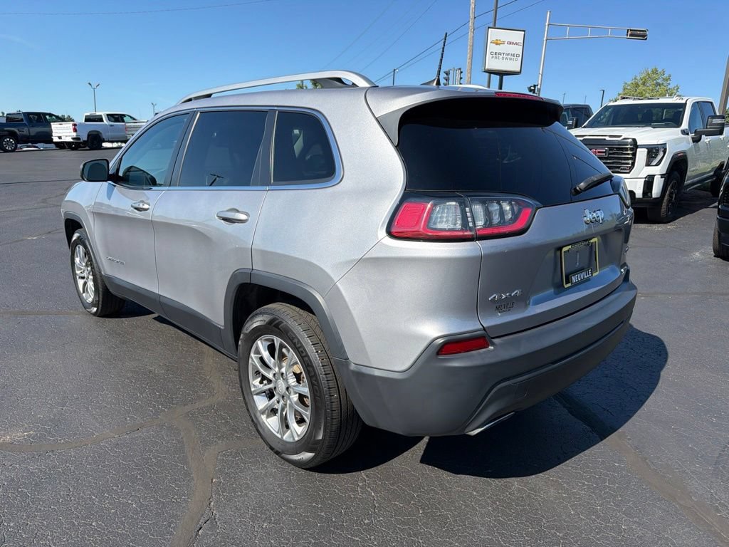 Used 2019 Jeep Cherokee Latitude Plus w/ Cold Weather Group AWD/4WD image 6