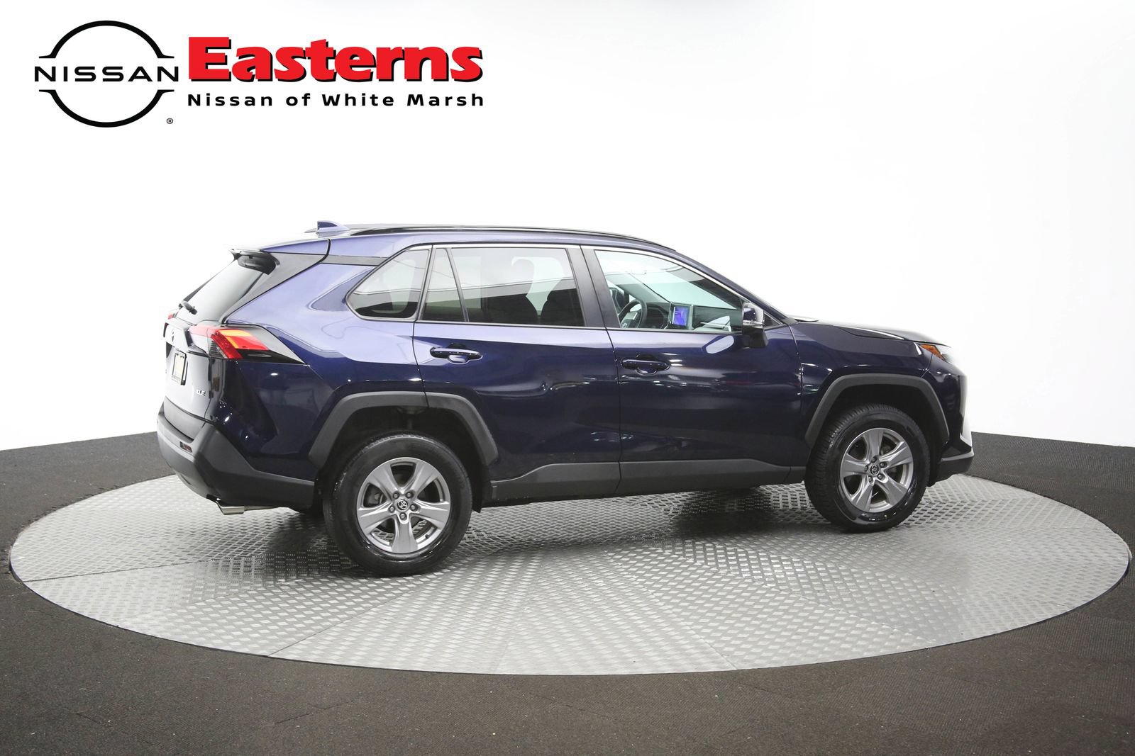 Used 2024 Toyota RAV4 XLE FWD image 41