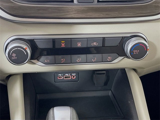 Used 2025 Nissan Altima 2.5 SV image 14