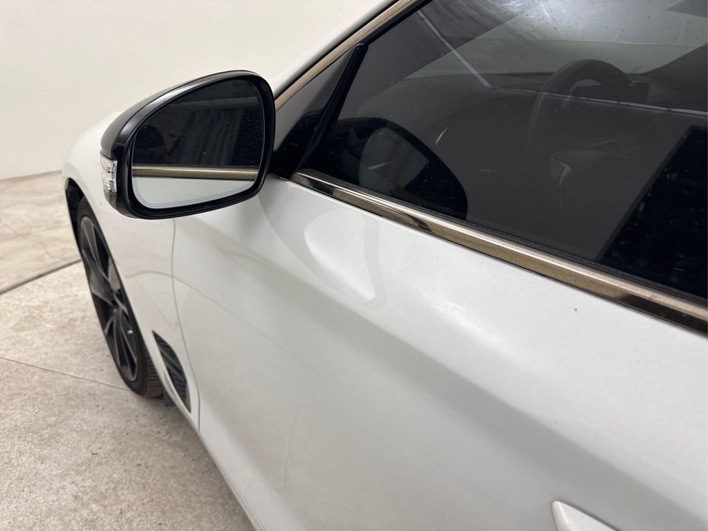 Used 2022 Genesis G70 3.3T image 24