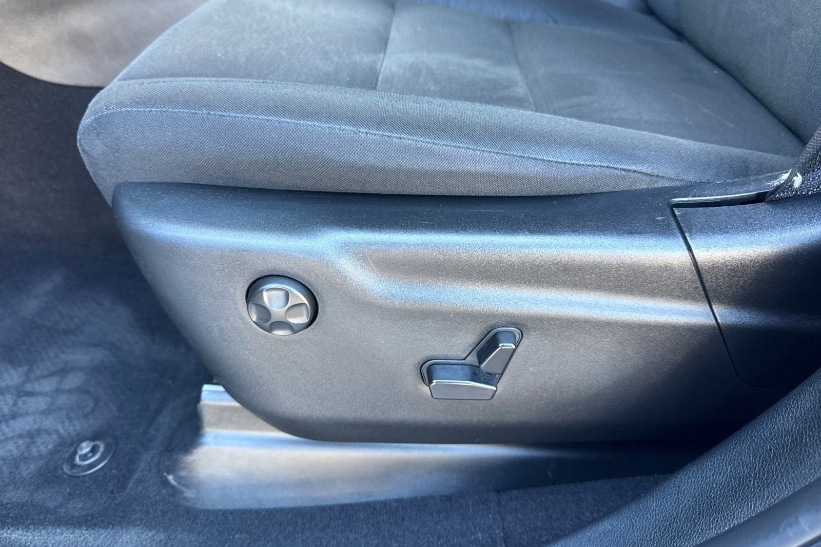 Used 2025 Dodge Durango GT image 13