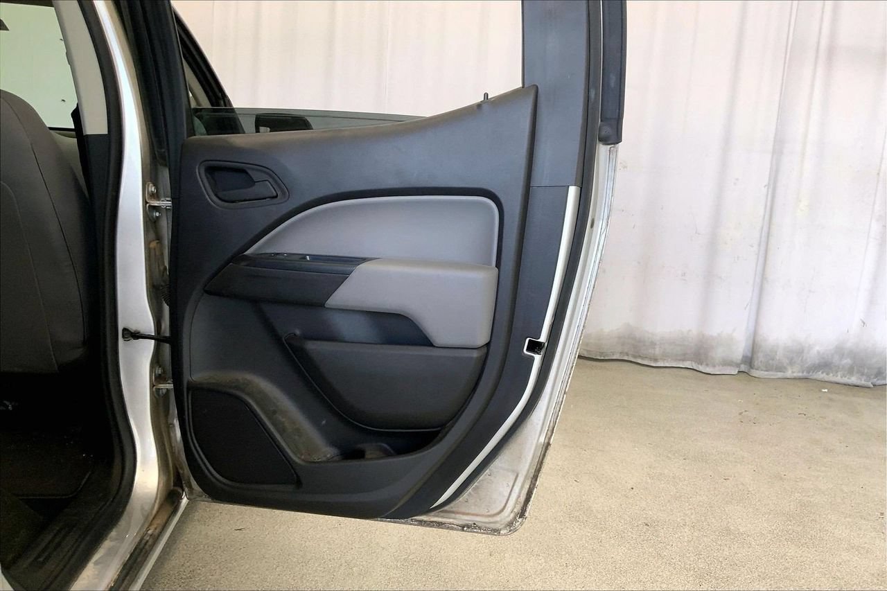 Used 2018 GMC Canyon 2WD Crew Cab w/ Convenience Package image 23