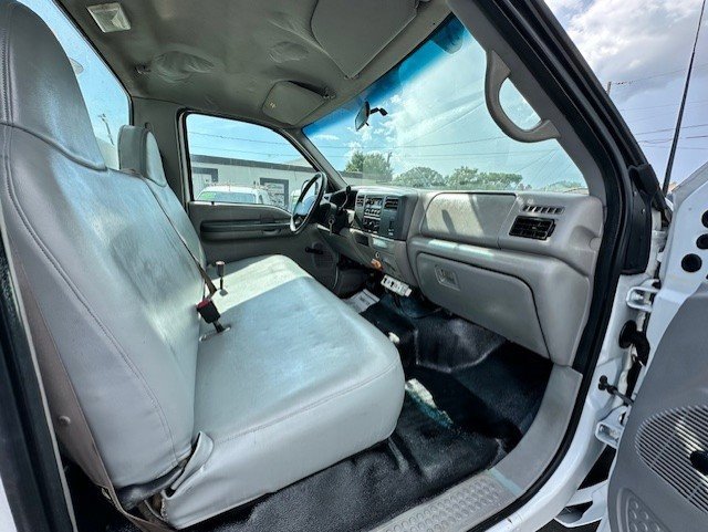 Used 2000 Ford F550 2WD Regular Cab Super Duty image 20