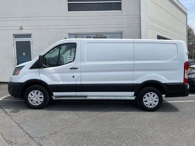 Used 2024 Ford Transit 250 Low Roof w/ Exterior Upgrade Package RWD image 2