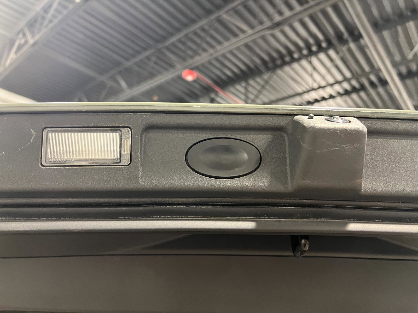 Used 2023 Rivian R1S Launch Edition image 34