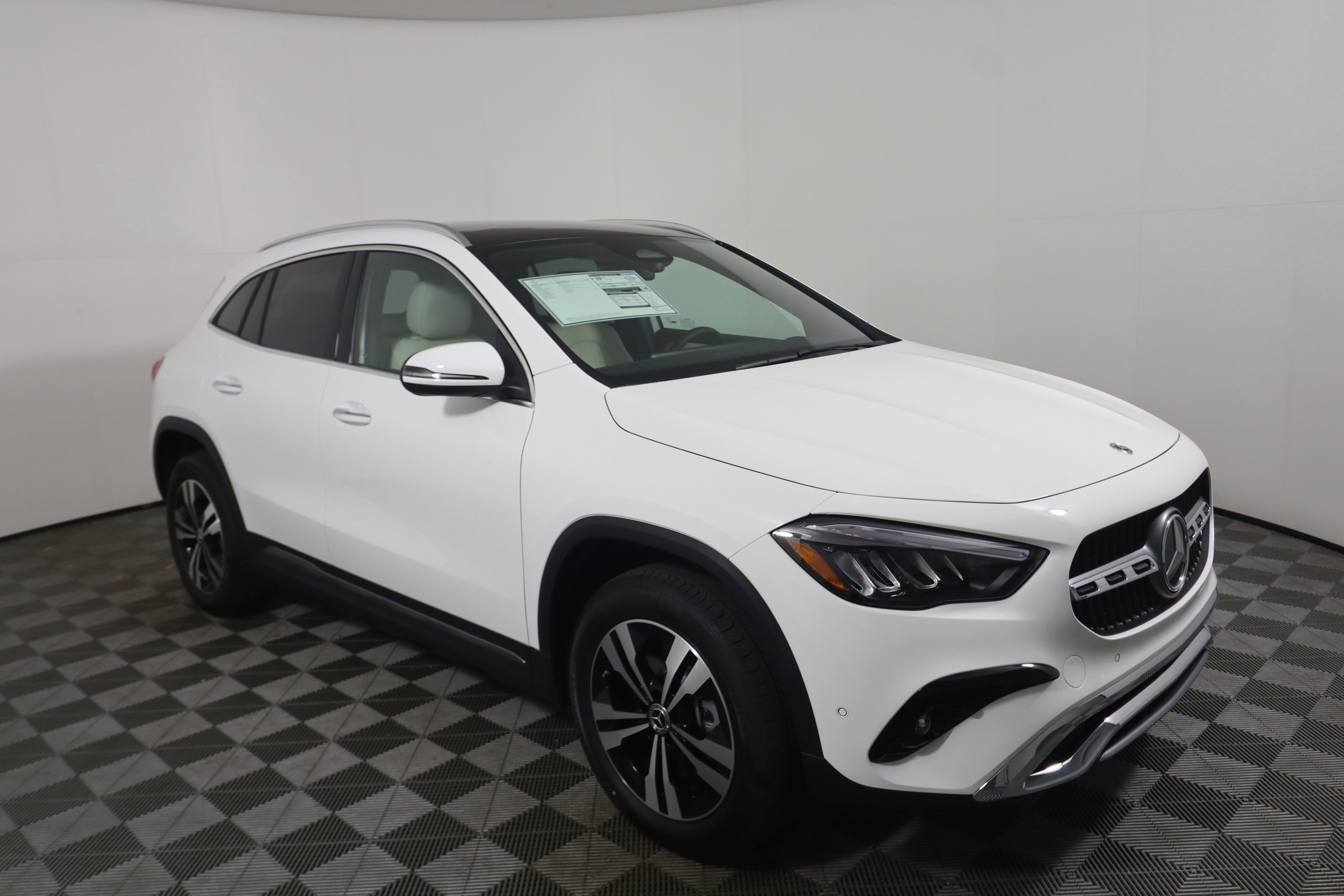 New 2026 Mercedes-Benz GLA 250 image 7