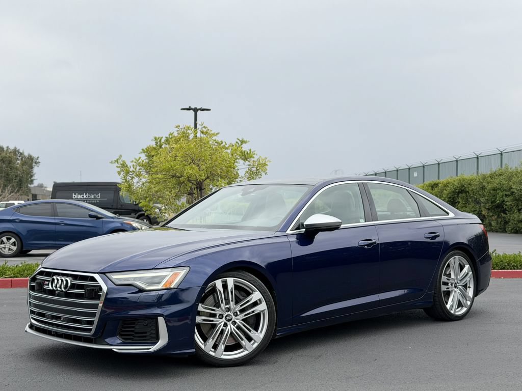 Used 2021 Audi S6 Premium Plus w/ S6 Executive Package AWD/4WD image 4