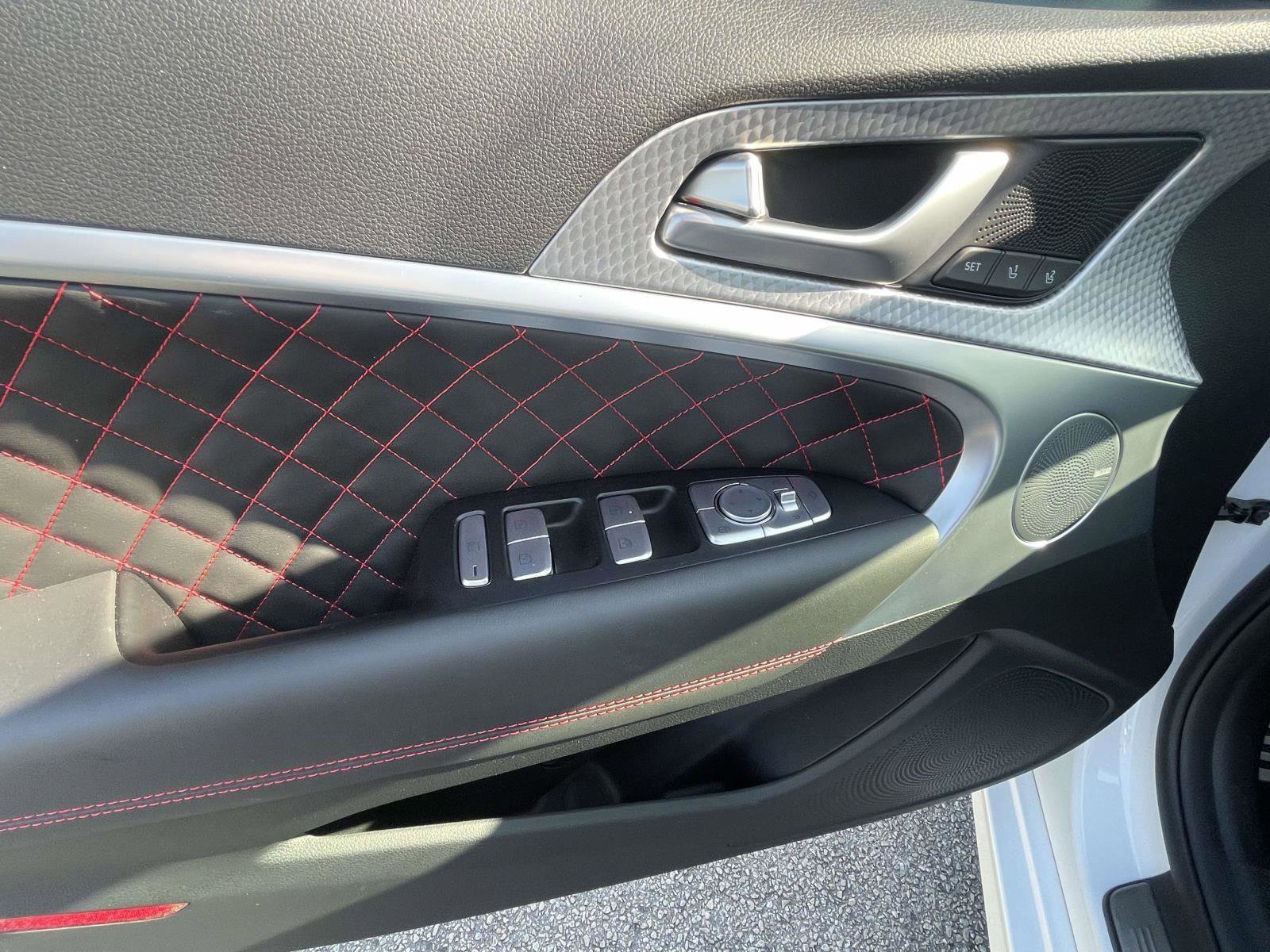 Used 2023 Genesis G70 3.3T w/ Sport Prestige Package image 14