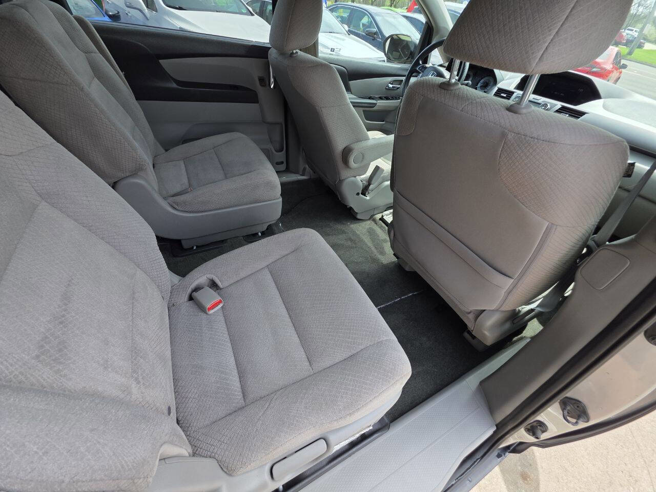 Used 2016 Honda Odyssey LX image 11