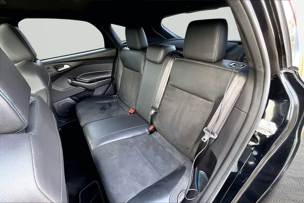 Used 2017 Ford Focus RS image 26