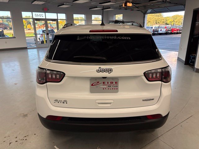 Used 2024 Jeep Compass Latitude AWD/4WD image 7