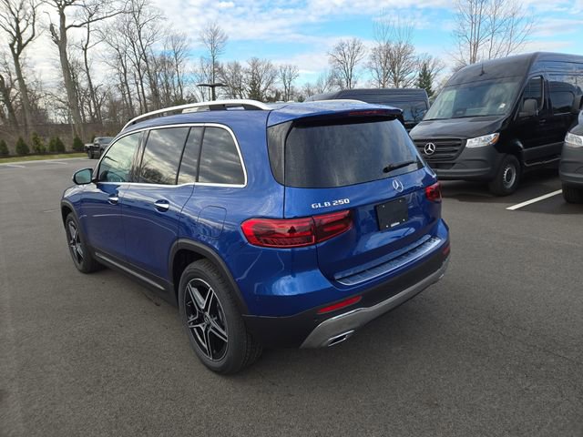 New 2026 Mercedes-Benz GLB 250 4MATIC image 5