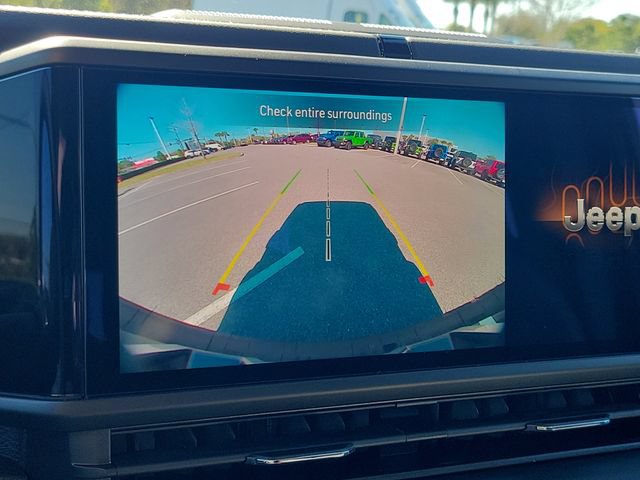 New 2026 Jeep Wrangler Unlimited Sahara w/ Safety Group AWD/4WD image 21