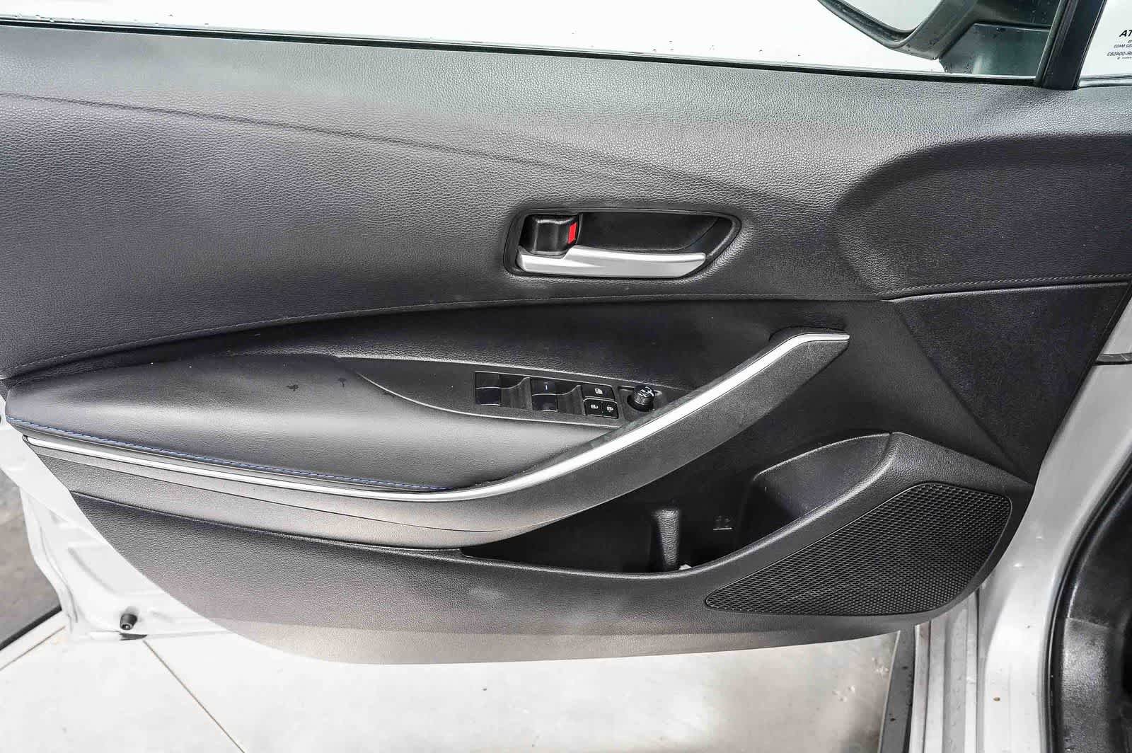 Used 2020 Toyota Corolla SE FWD image 21