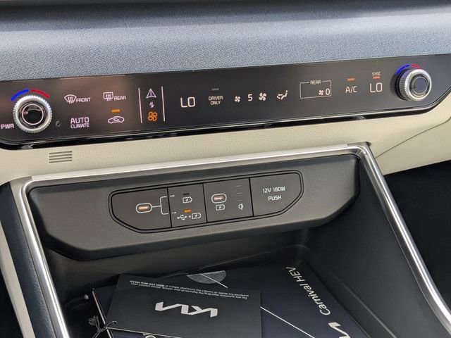 New 2026 Kia Carnival EX FWD image 24