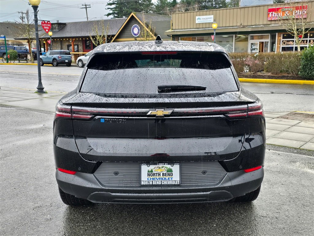 Used 2025 Chevrolet Equinox EV LT image 7