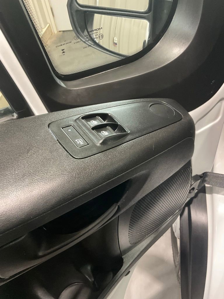Used 2023 RAM ProMaster 2500 FWD image 7